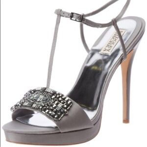 Badgley Mischka Amara Platform Crystal Beaded Ankle Strappy Heels Gray Satin